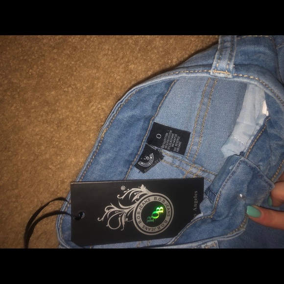 High Rise Jeans - Picture 5 of 6